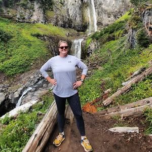 Meet your Posher, Jenny